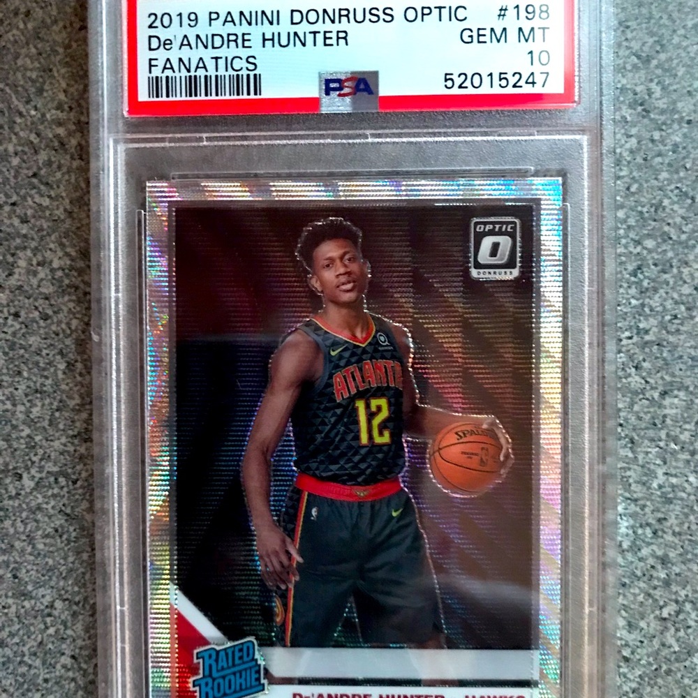 DE'ANDRE HUNTER 2019 OPTIC FANATICS PRIZM RC #198 PSA 10 GEM MINT! NBA HAWKS! :^